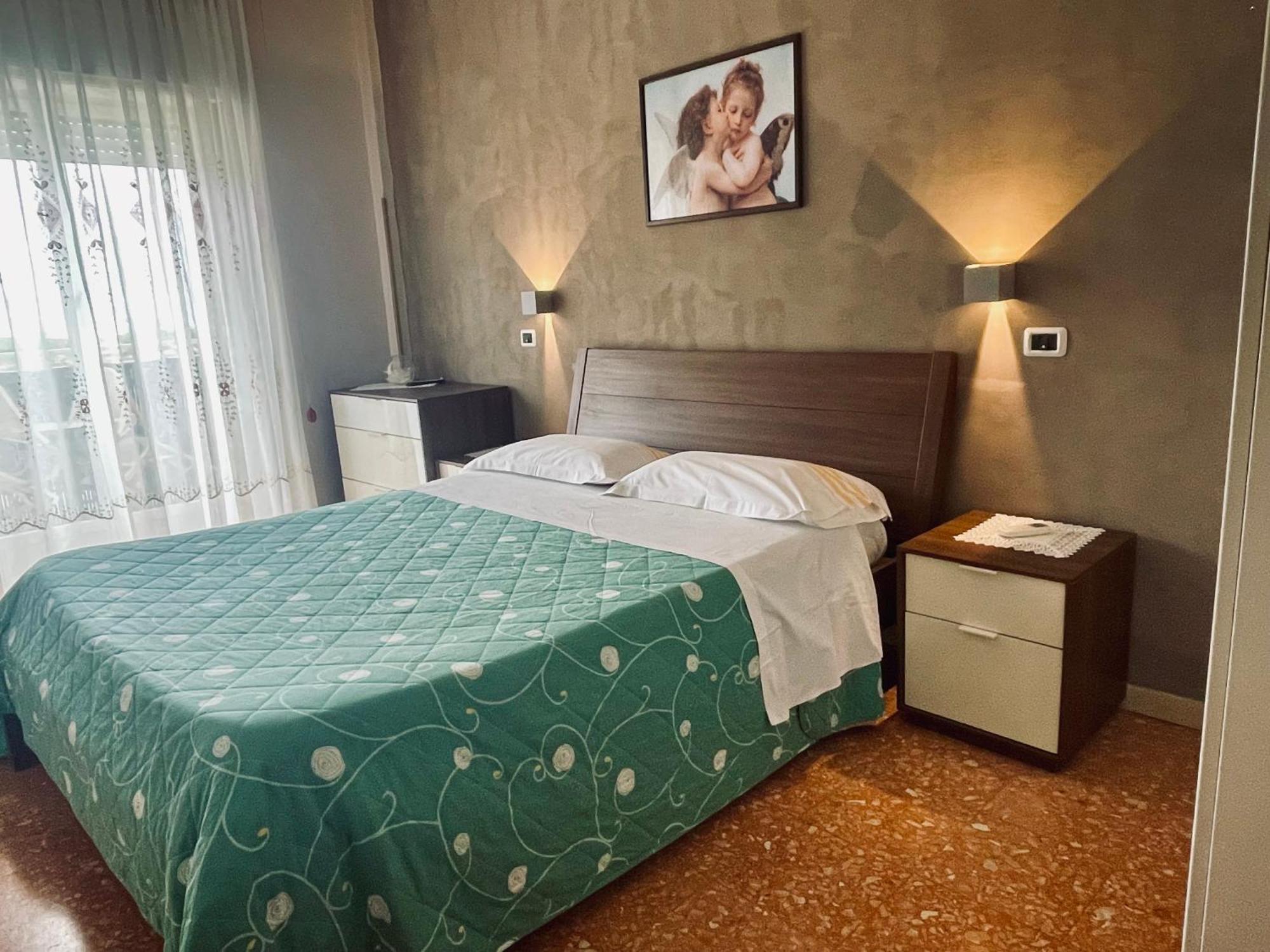 Bed and Breakfast New Royal Аджерола Екстер'єр фото