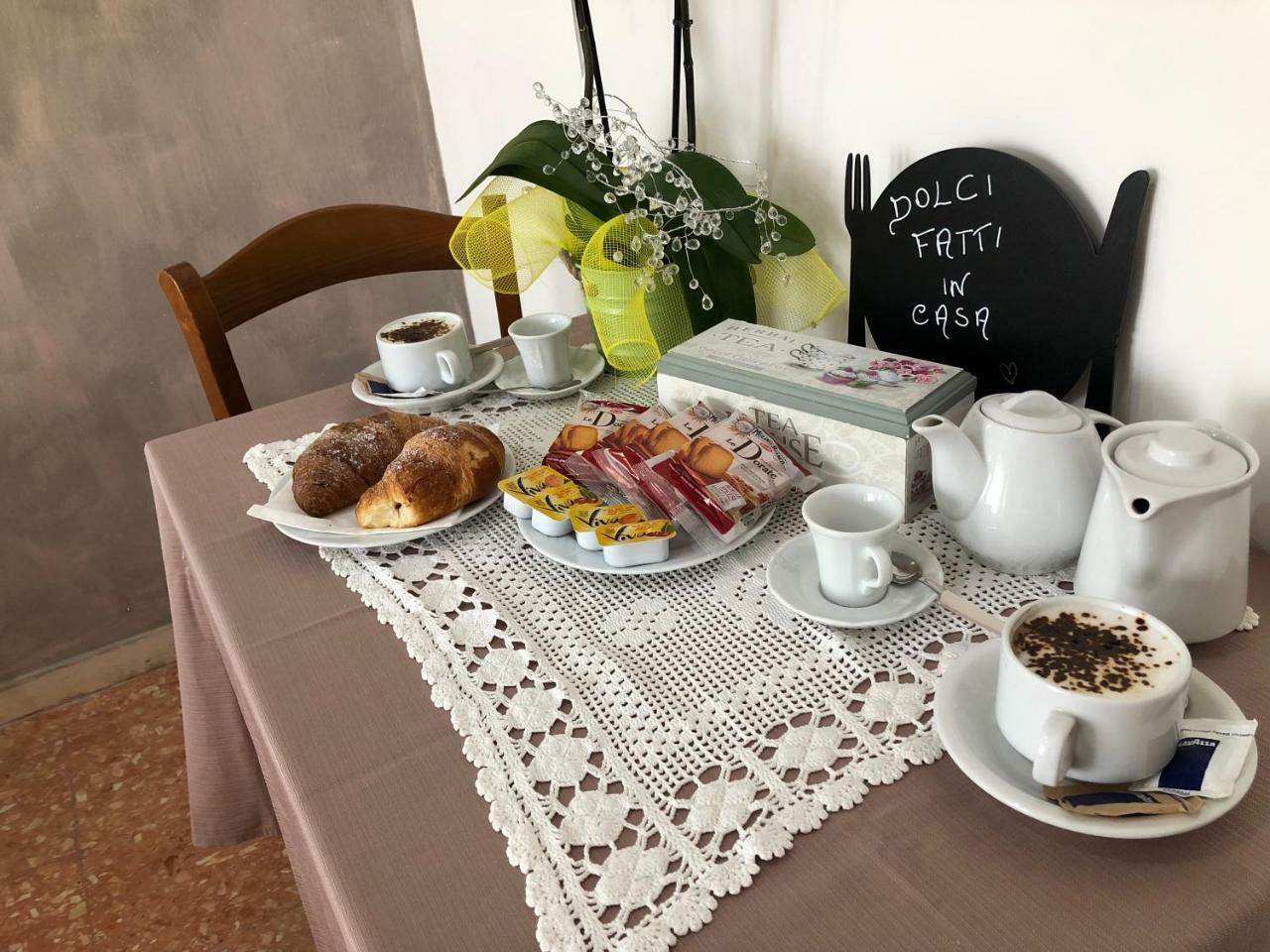 Bed and Breakfast New Royal Аджерола Екстер'єр фото